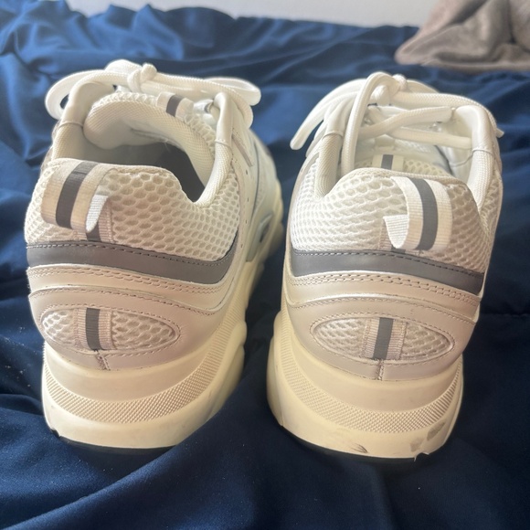 Dior b22 White/Silver Pristine Condition Size 9/Eu42 - Picture 5 of 8